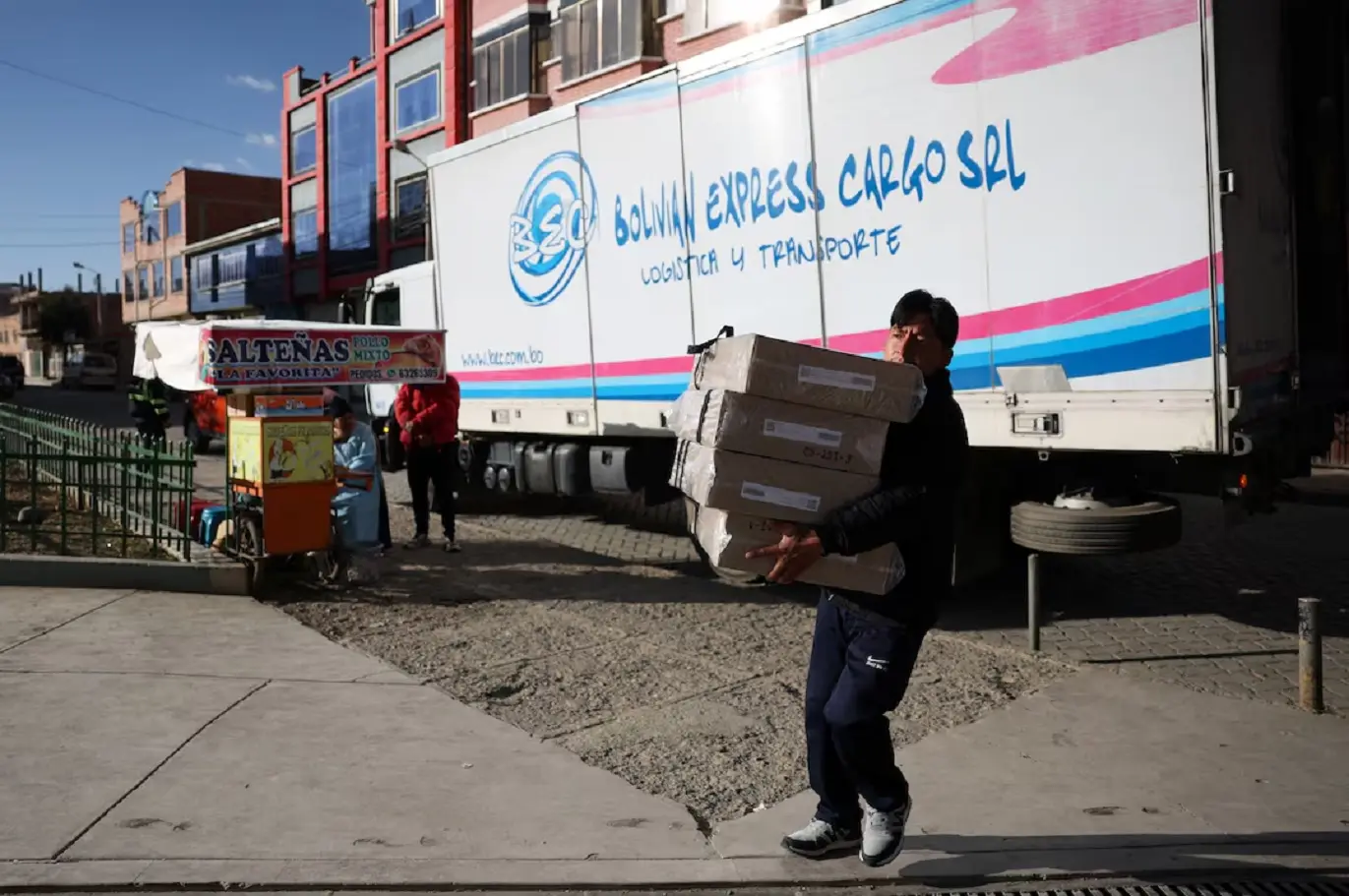 Bolivians vote as right eyes return in elections marked by economic crisis
