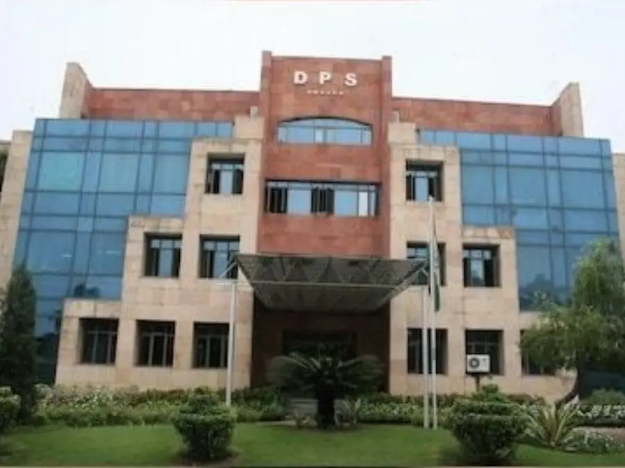 DPS Dwarka receives bomb threat, police vans seen entering premises: Sources