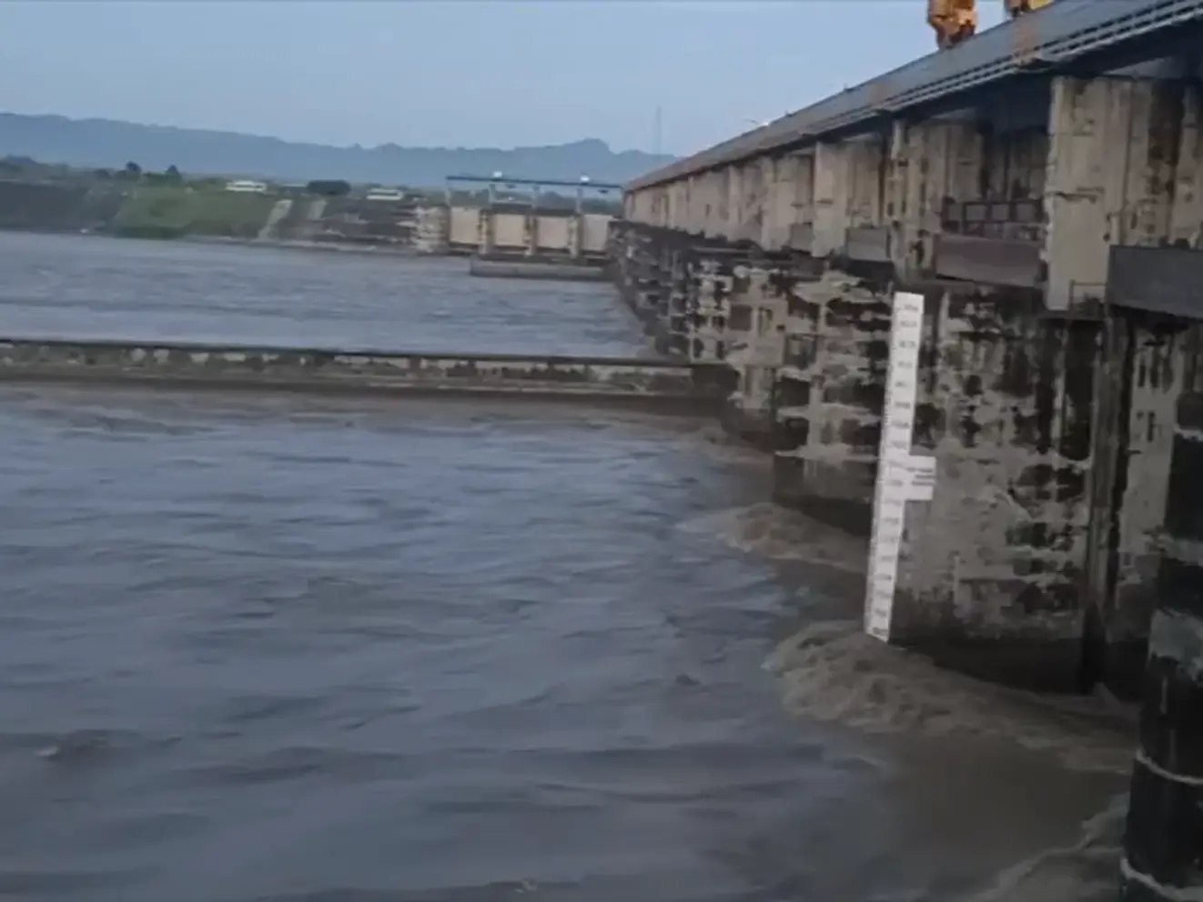 Is Delhi on flood alert? Yamuna river crosses danger mark after heavy rainfall, mass evacuations soar Is Delhi on flood alert? Yamuna river crosses danger mark after heavy rainfall, mass evacuations soar