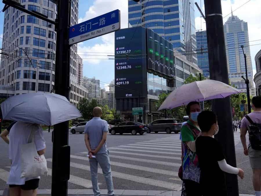 China’s capital outflows hit record high after market liberalisation push