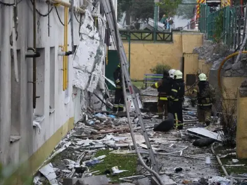 Zelensky arrives in US to end war; Russian strikes in Kharkiv kills a toddler and two more Zelensky arrives in US to end war; Russian strikes in Kharkiv kills a toddler and two more