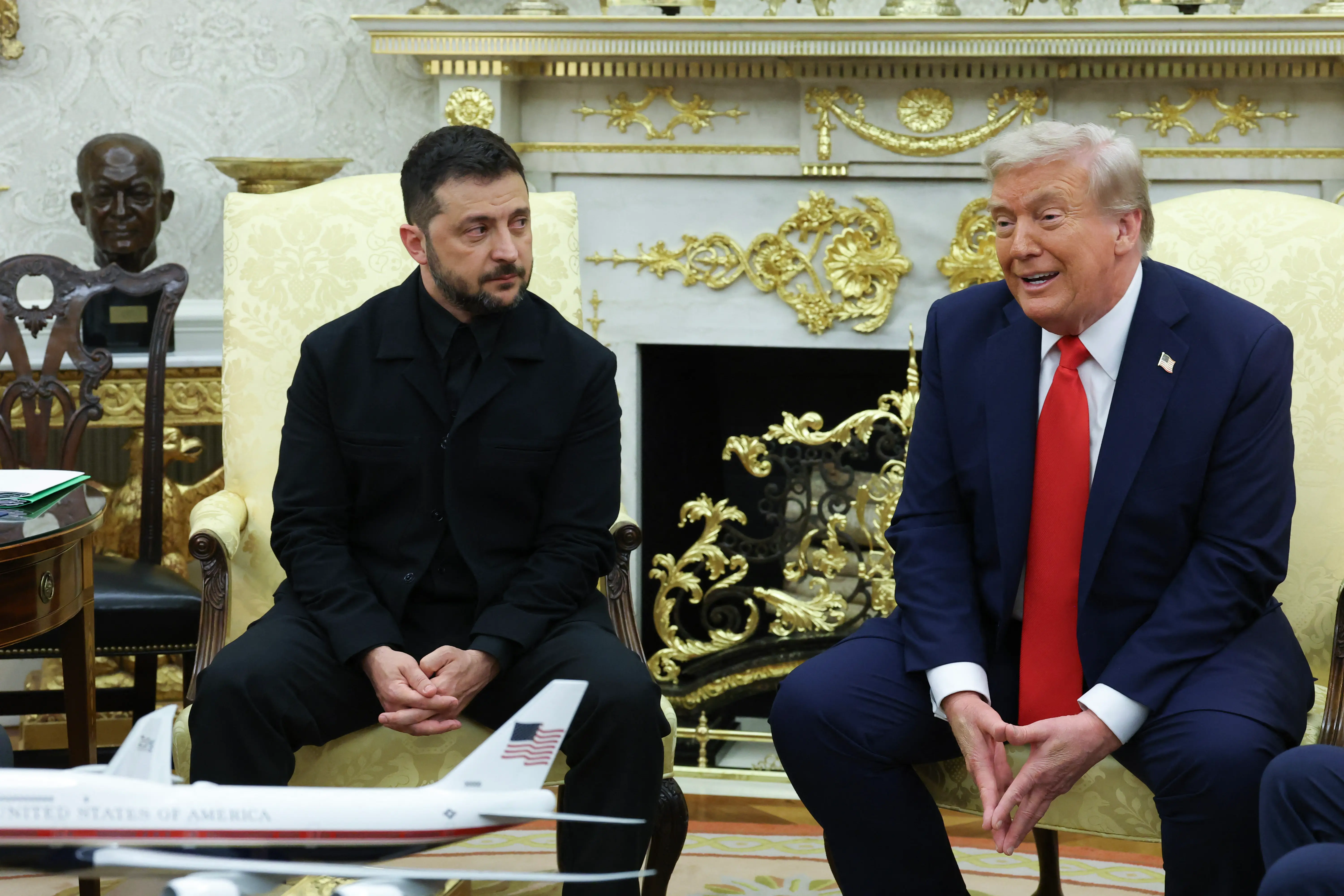 'I can’t believe it, I love it': Trump reacts as Zelensky ditches military gear for all-black suit