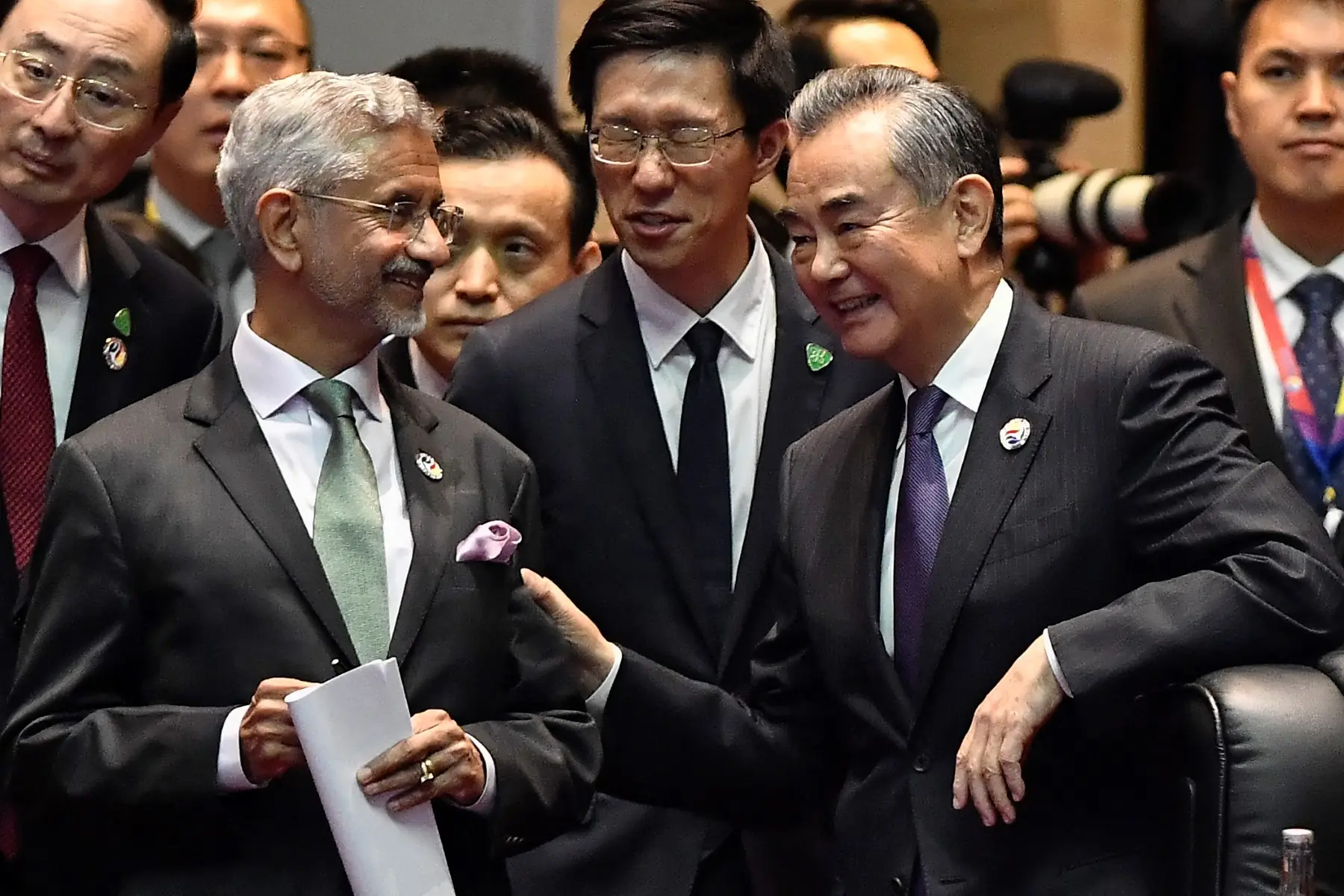 China lifts export ban on fertilisers, rare earths, tunnel machines as Wang Yi visits India: Report