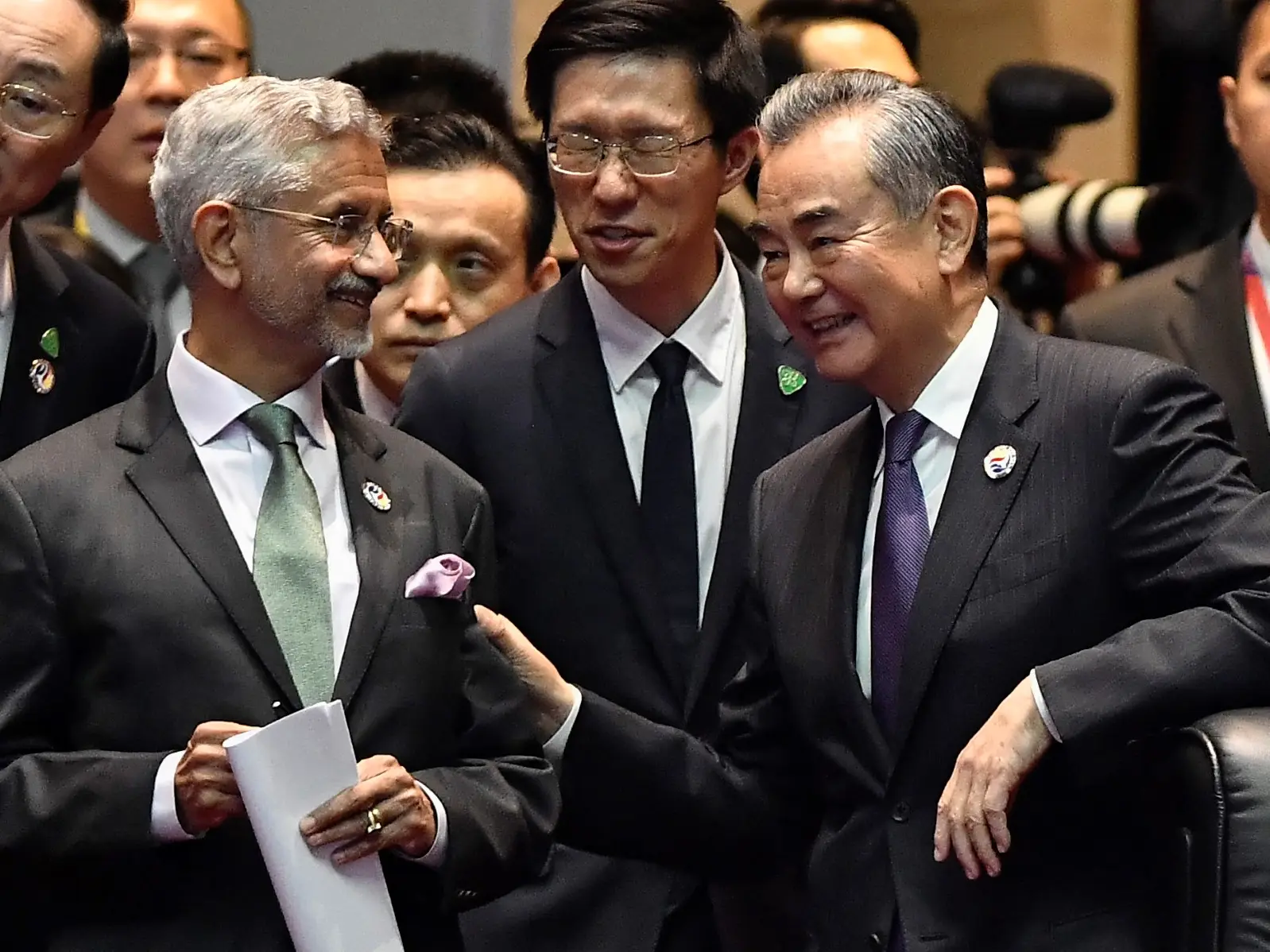 China lifts export ban on fertilisers, rare earths, tunnel machines as Wang Yi visits India: Report