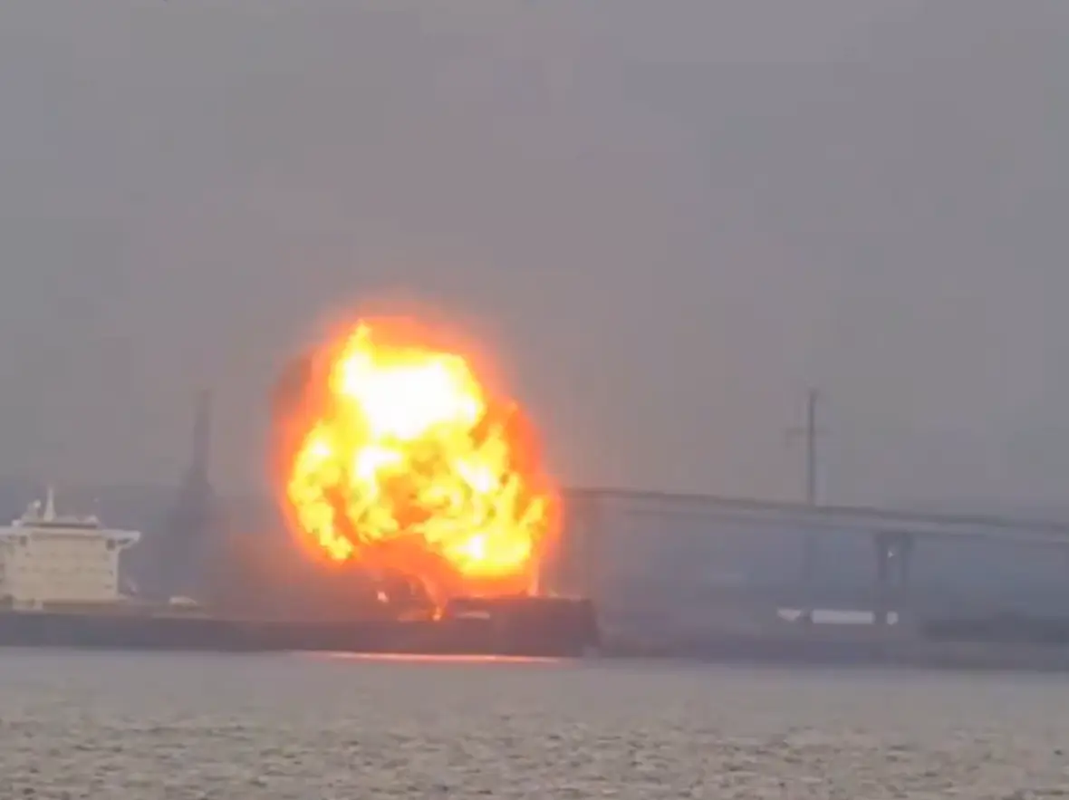Massive fireball erupts as cargo ship catches fire in US's Baltimore Harbor — Details inside Massive fireball erupts as cargo ship catches fire in US's Baltimore Harbor — Details inside