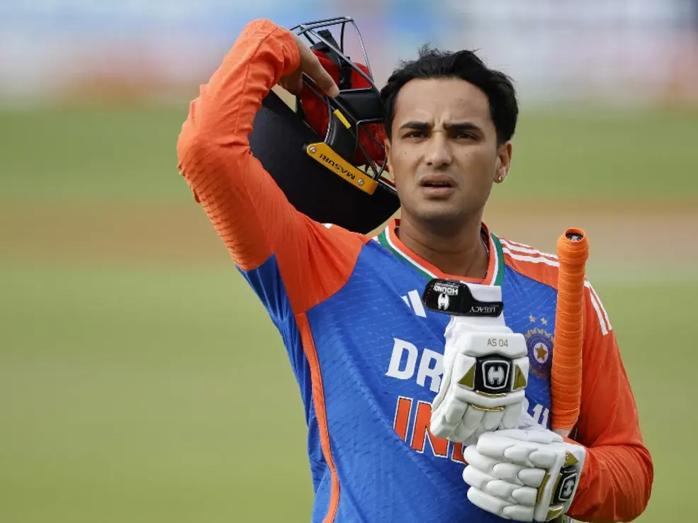 Abhishek Sharma surpasses Suryakumar Yadav to set new T20I milestone at Gabba Abhishek Sharma surpasses Suryakumar Yadav to set new T20I milestone at Gabba