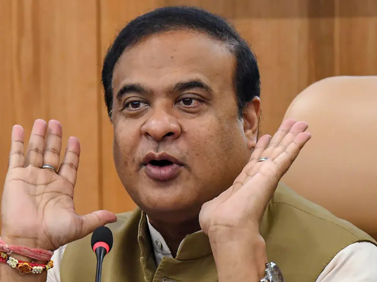 Assam will no longer issue Aadhaar Cards to people over 18 - Here's why Assam will no longer issue Aadhaar Cards to people over 18 - Here's why