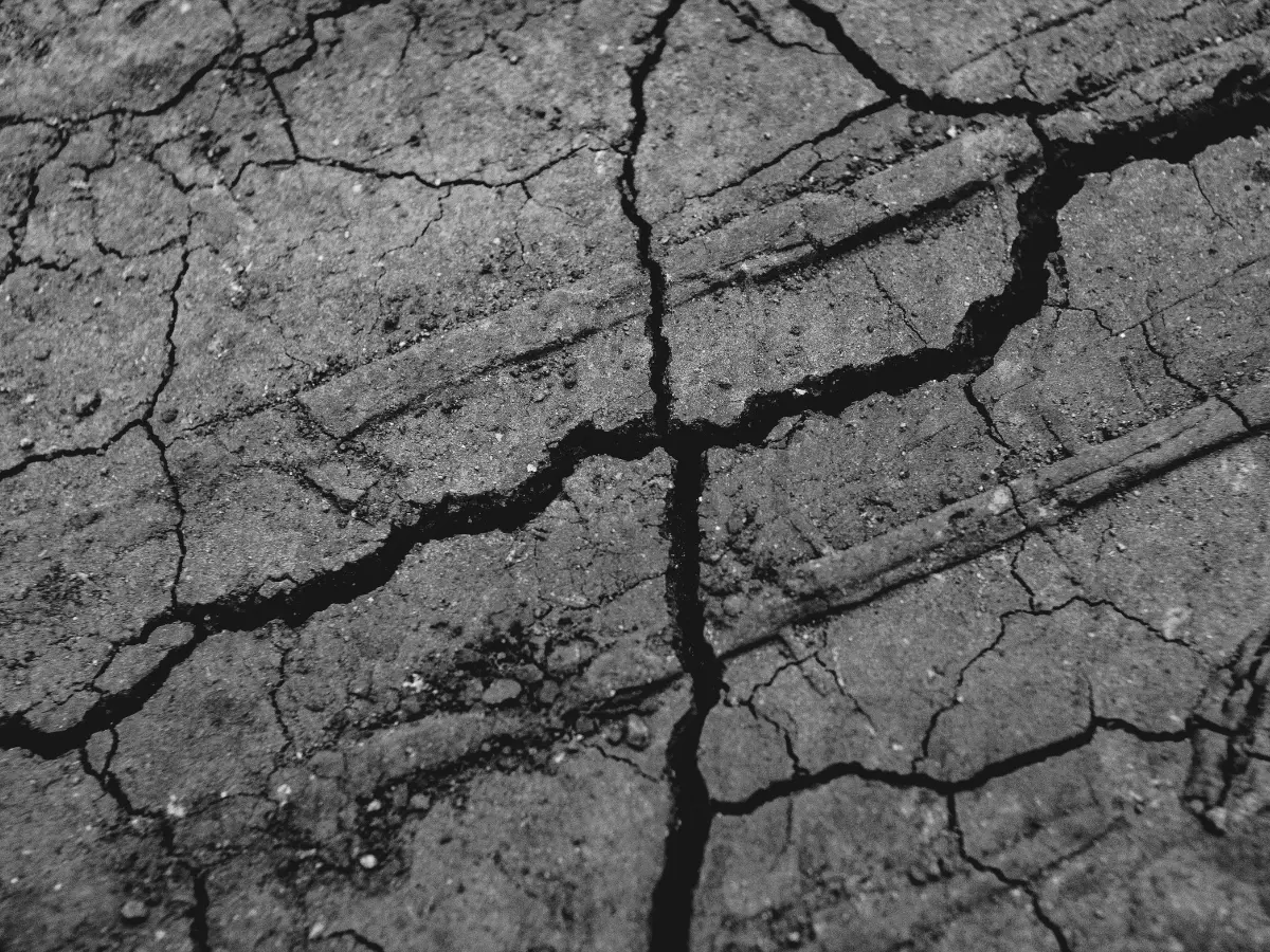 2 earthquakes in 7 minutes hit Gujarat's Kutch, no casuality reported 2 earthquakes in 7 minutes hit Gujarat's Kutch, no casuality reported
