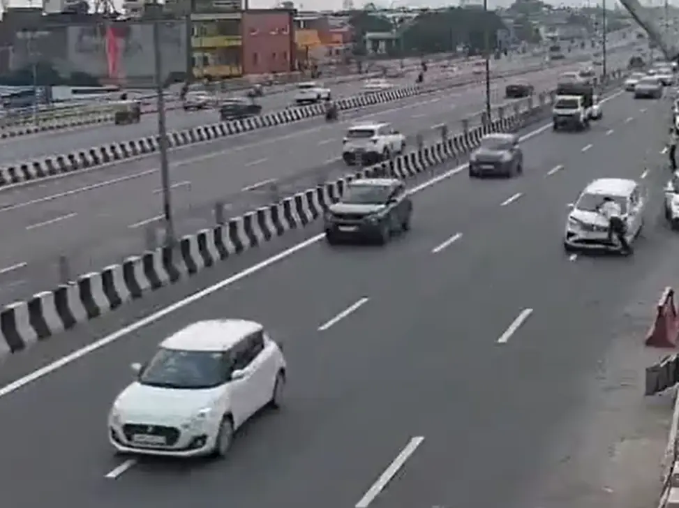 Shocking VIDEO: Speeding car mows down traffic cop on Delhi-Meerut Expressway Shocking VIDEO: Speeding car mows down traffic cop on Delhi-Meerut Expressway