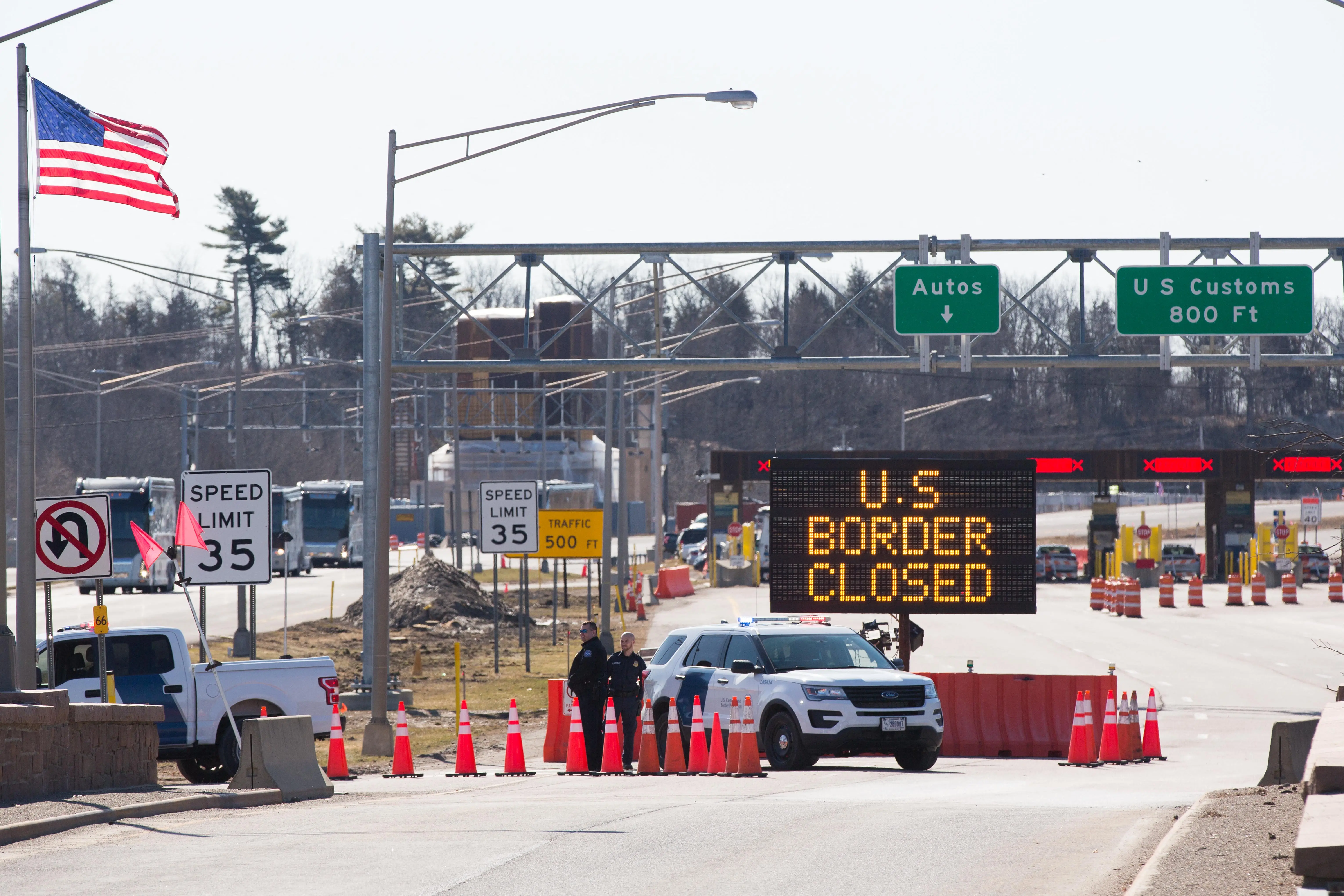 Nowhere safe in US? Americans rush to Canada for refugee status after Trump's White House return — record surge in 2025
