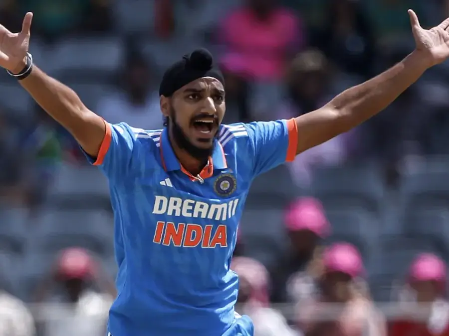 Asia Cup 2025: Arshdeep Singh makes history with 100th T20I wicket against Oman Asia Cup 2025: Arshdeep Singh makes history with 100th T20I wicket against Oman