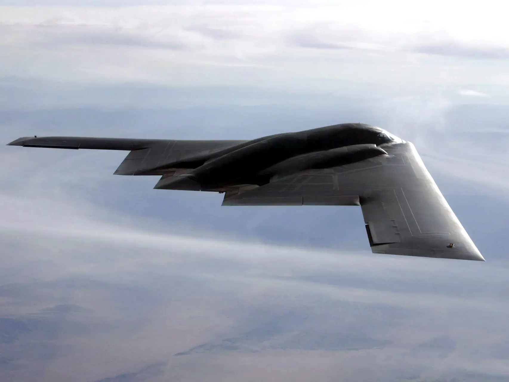 ‘Different from any fighter jet’: How the B-2 bomber turns in the air