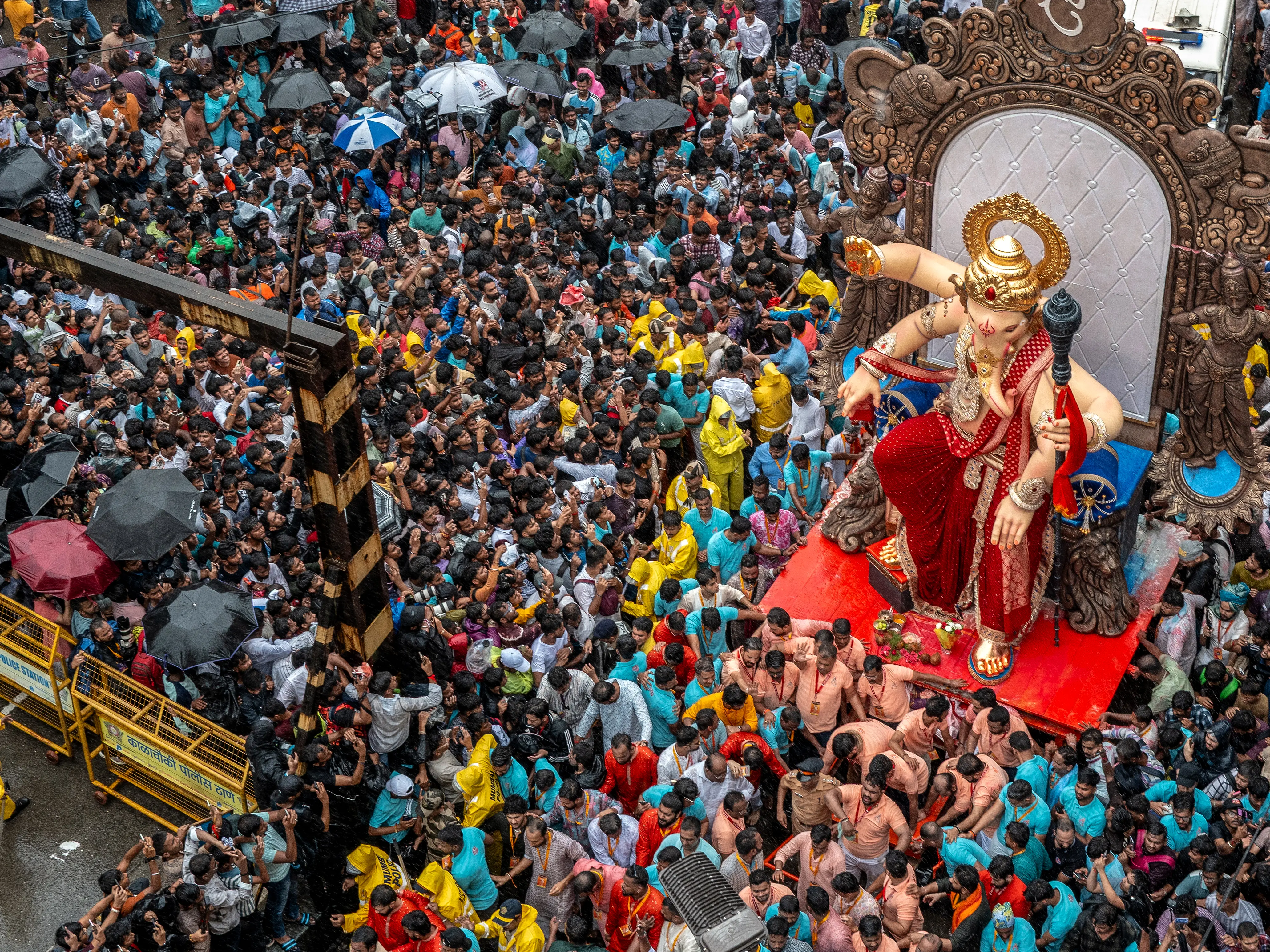 Ganesh Chaturthi 2025 wishes, messages, and greetings to share with loved ones Ganesh Chaturthi 2025 wishes, messages, and greetings to share with loved ones