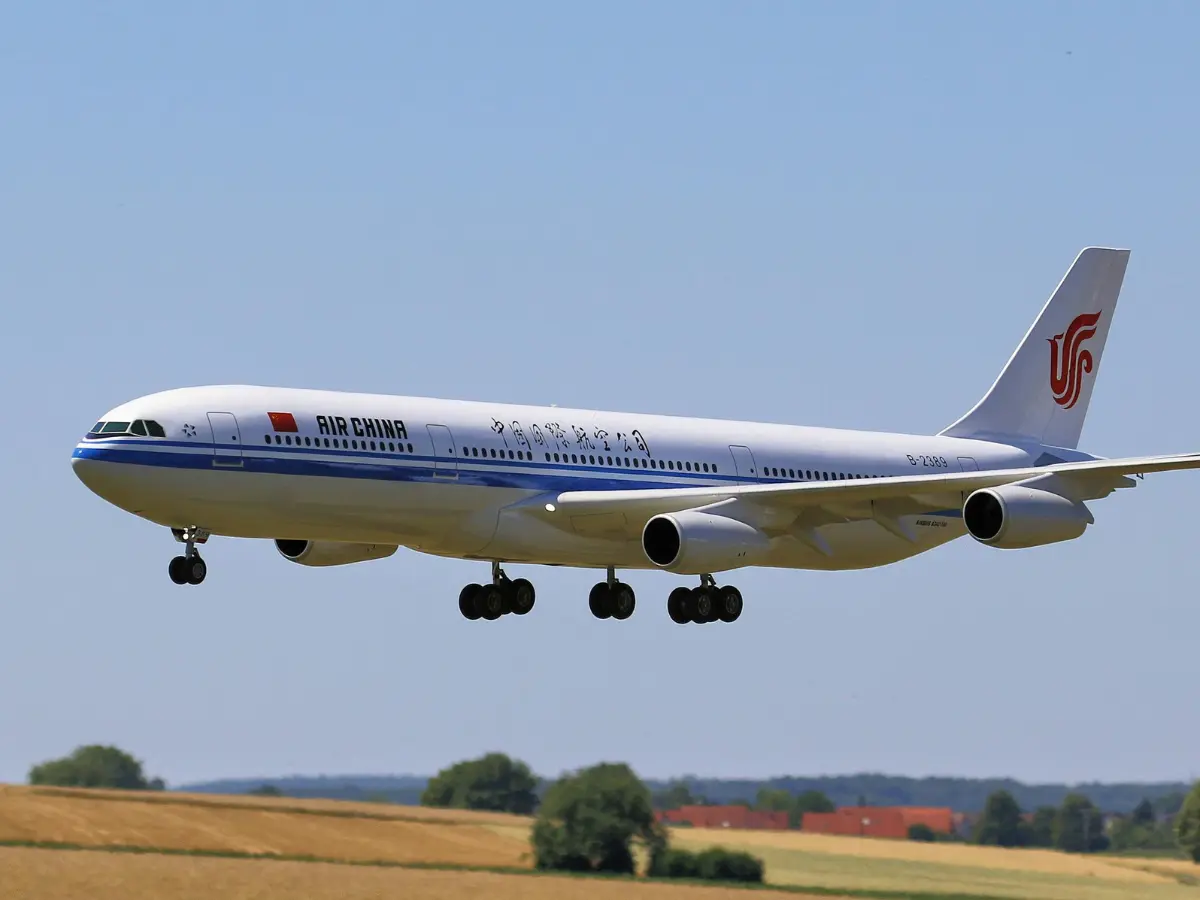 Engine failure forces London-Beijing flight to land in remote Siberia. Now there is a Russia-Ukraine-war-related problem Engine failure forces London-Beijing flight to land in remote Siberia. Now there is a Russia-Ukraine-war-related problem
