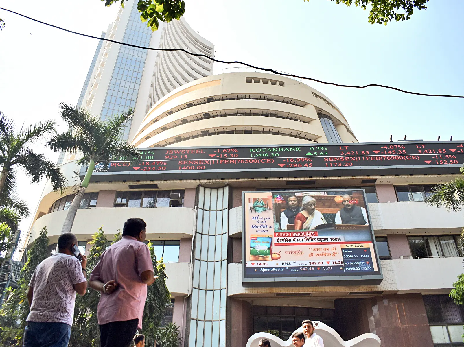 Why did Sensex and Nifty fall today? Here's what the expert says Why did Sensex and Nifty fall today? Here's what the expert says