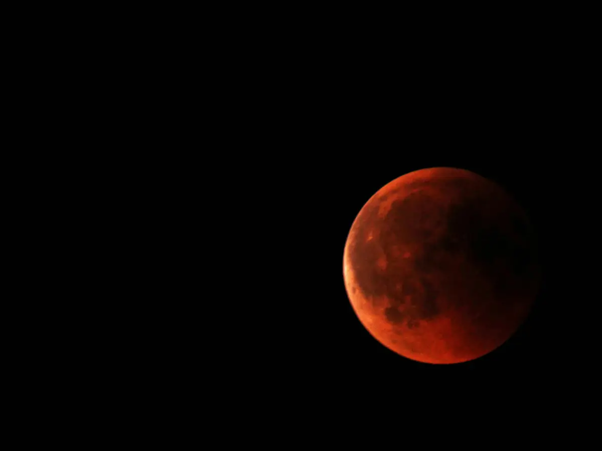 Blood ‘red’ Moon for 82 minutes — Why the Moon will turn an eerie dark red in September