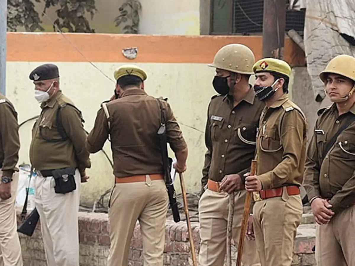 Night survey turns into nightmare! Google Maps team attacked by villagers in UP