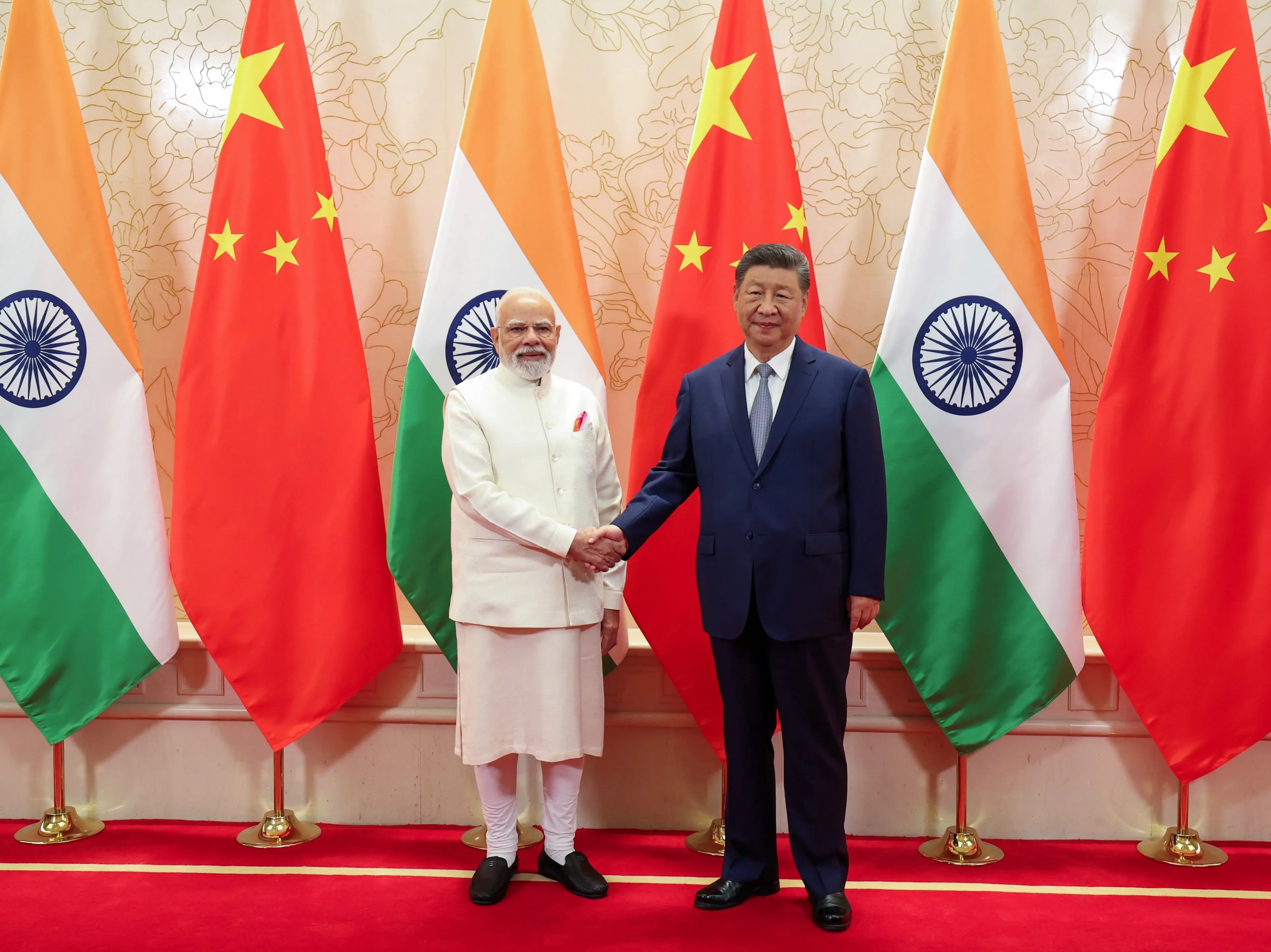 Modi invites Xi to India's BRICS summit; leaders reaffirm border peace, commitment to stronger ties Modi invites Xi to India's BRICS summit; leaders reaffirm border peace, commitment to stronger ties