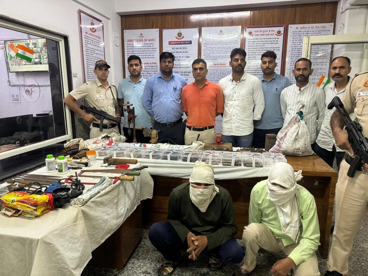 Delhi police busts illegal arms factory in Sarai Rohilla, 3 arrested Delhi police busts illegal arms factory in Sarai Rohilla, 3 arrested