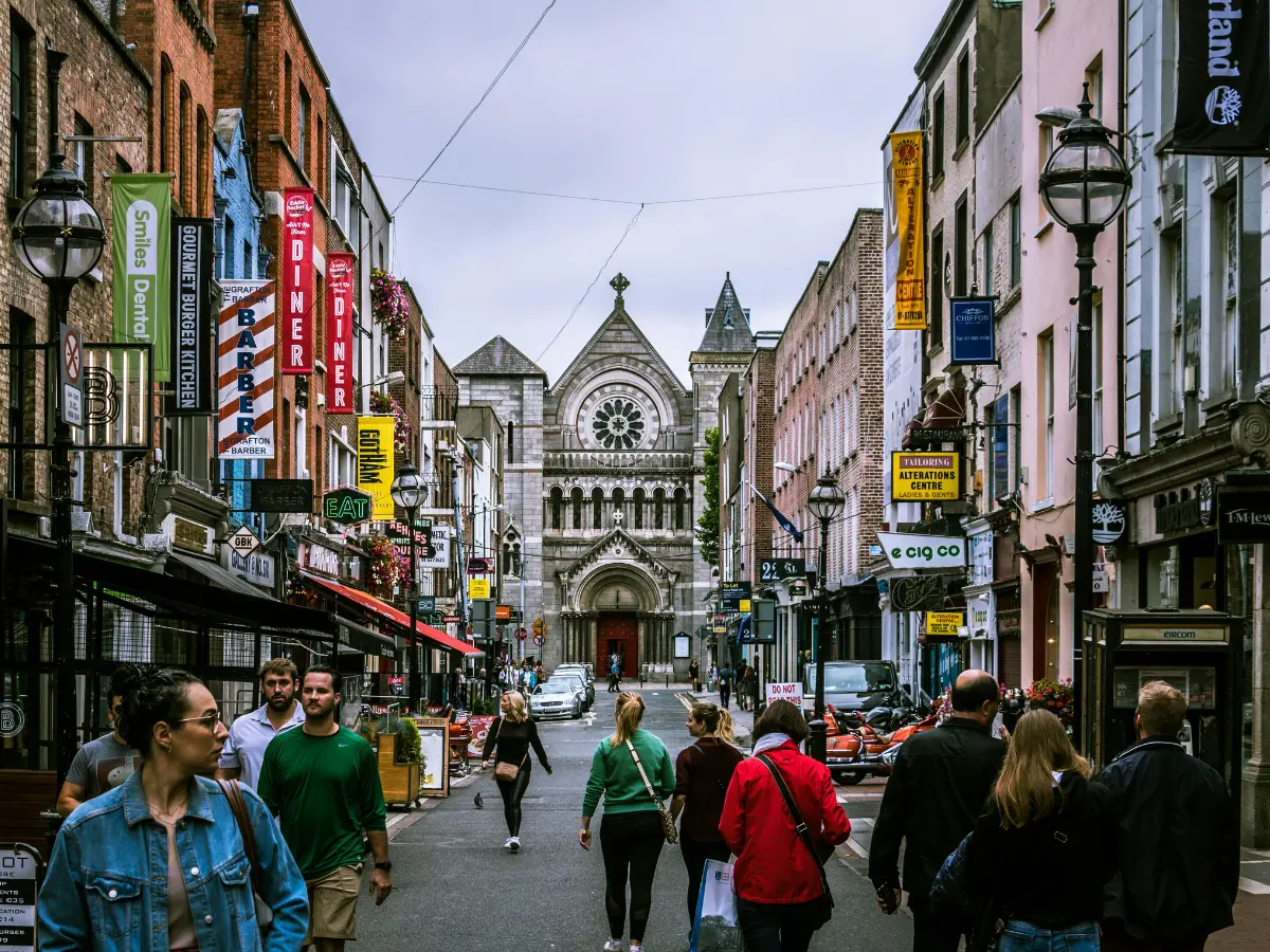 Woman complains her Indian neighbours in Ireland are 'noisy and aggressive' - 'Nothing beats this loudness'
