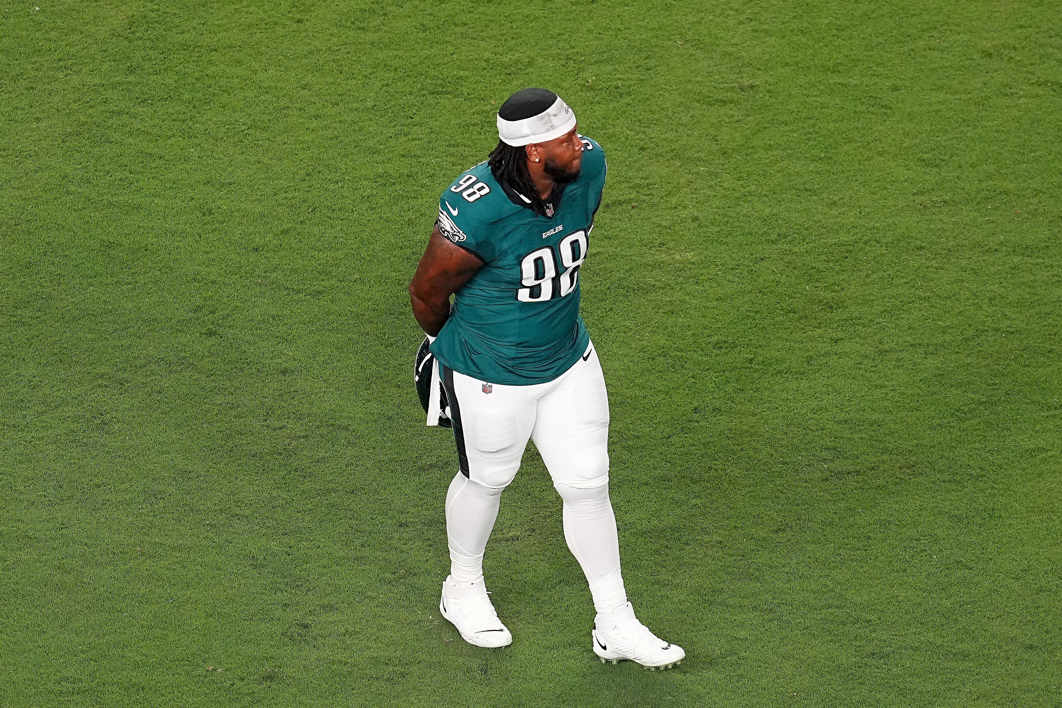 NFL Week 1 TNF: WATCH | Eagles' Jalen Carter ejected for spitting on Cowboys QB Prescott - Will he be suspended?