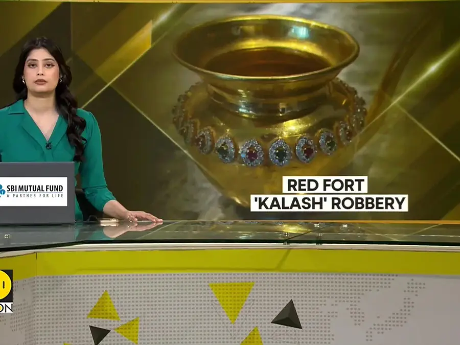 India:  'Kalash' Worth 1.5 Crore Stolen From Red Fort, CCTV Clip Sparks Manhunt