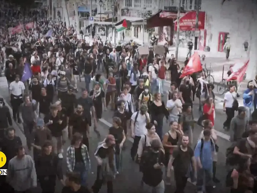 France protest: New PM faces protest on day 1, third PM in a year takes office 