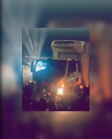 Speeding truck ploughs into Ganesh idol procession in Karnataka; 8 killed, toll may rise Speeding truck ploughs into Ganesh idol procession in Karnataka; 8 killed, toll may rise