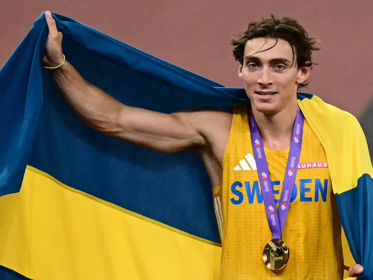 Duplantis continues hot streak at World Athletics Championships, breaks pole vault world record for 14th time Duplantis continues hot streak at World Athletics Championships, breaks pole vault world record for 14th time