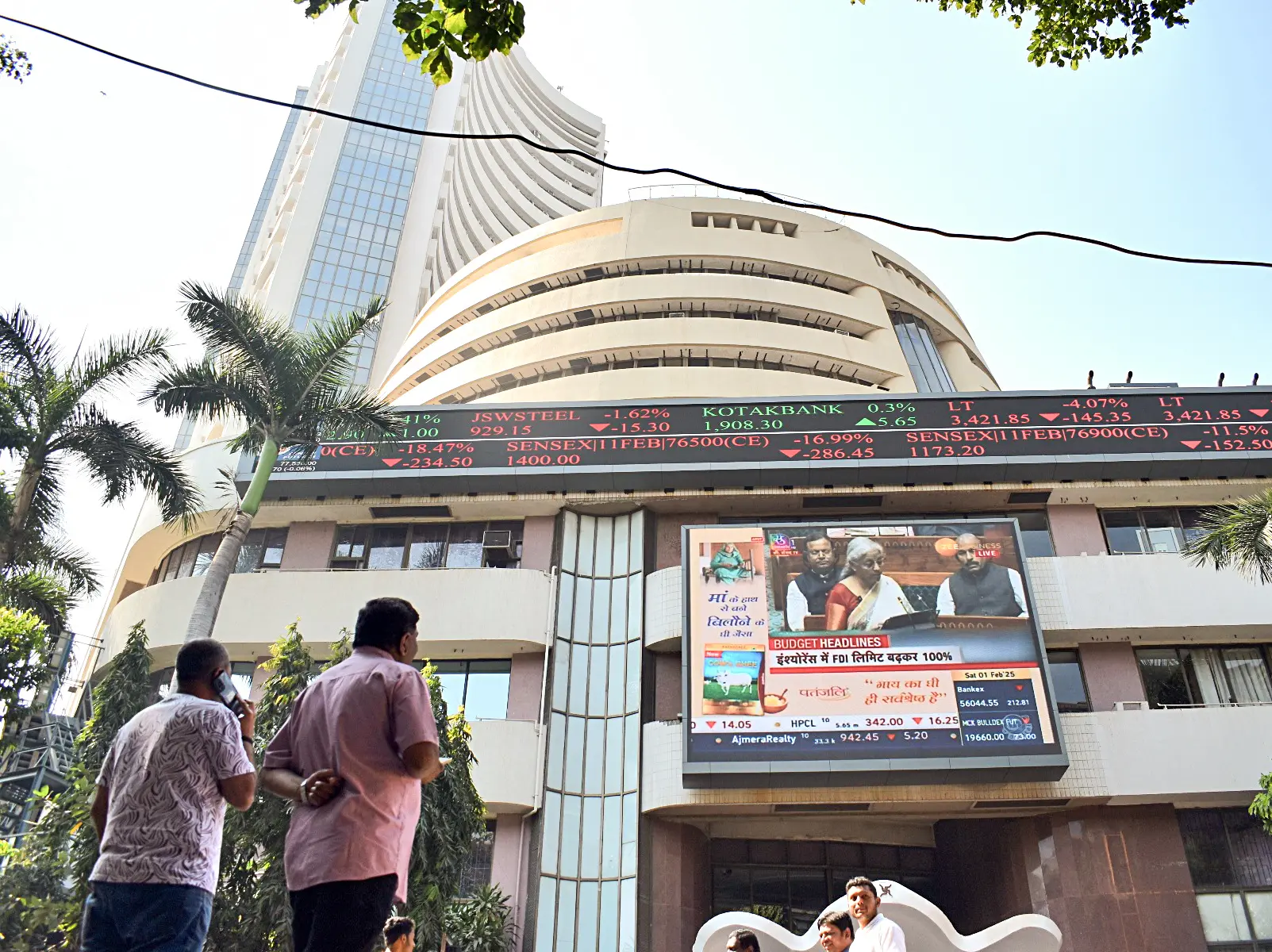 Indian stock markets approve Donald Trump's 'happy birthday' call to PM Modi Indian stock markets approve Donald Trump's 'happy birthday' call to PM Modi
