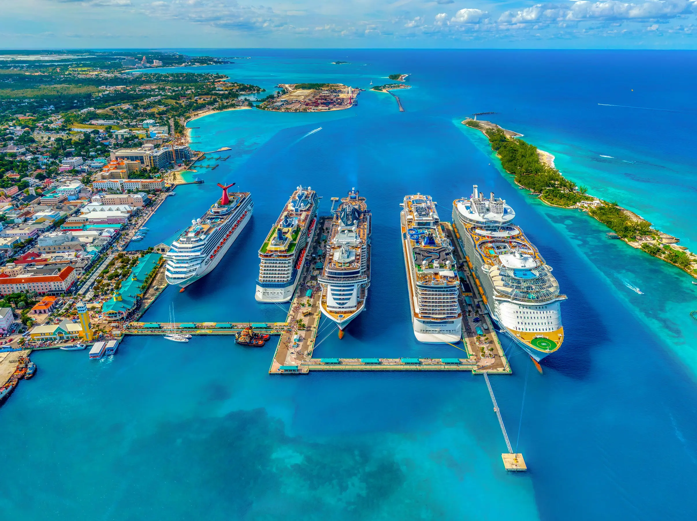 The 8 most overcrowded tourist destinations on Earth to know before visiting