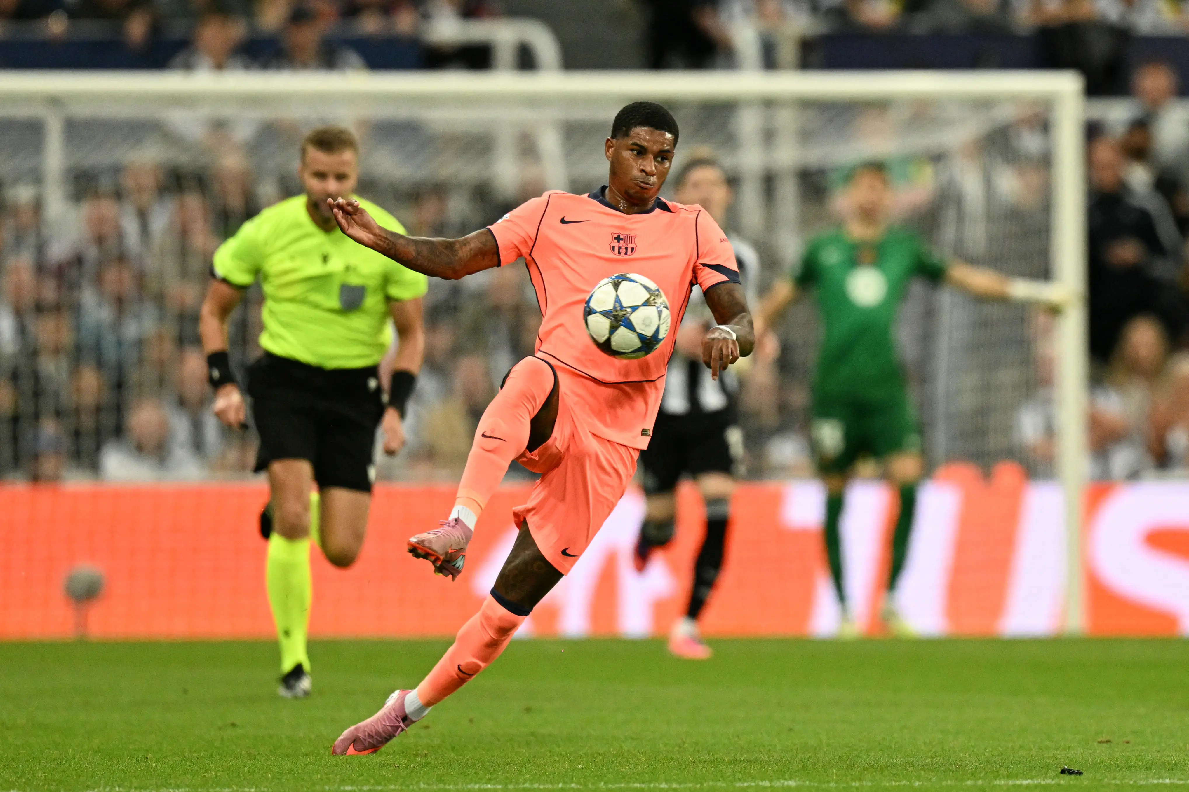 Champions League round-up: Rashford scores for Barcelona in win, Haaland hits 50-goal mark and Frankfurt thrash Galatasaray