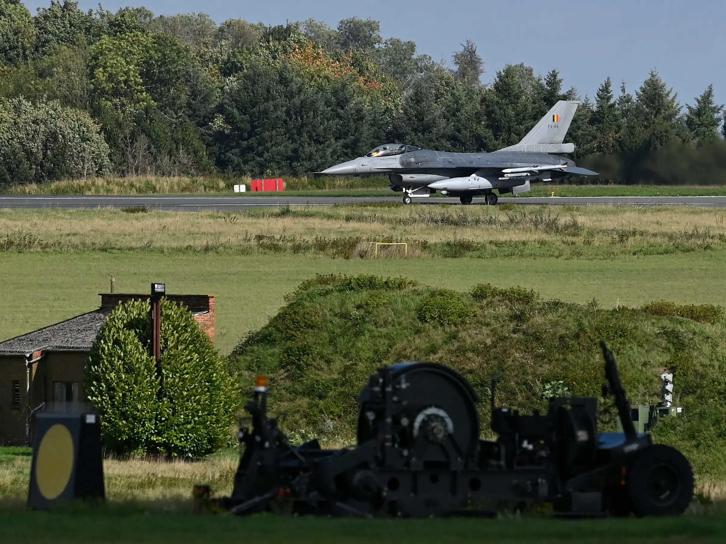 Estonia claims Russian jets violated its airspace, 5th time this year Estonia claims Russian jets violated its airspace, 5th time this year