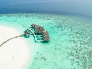10 Beautiful islands around the world that look too perfect to be real