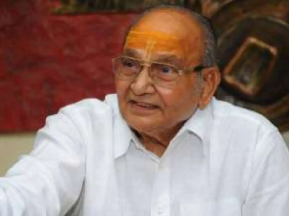 K Viswanath (2016)