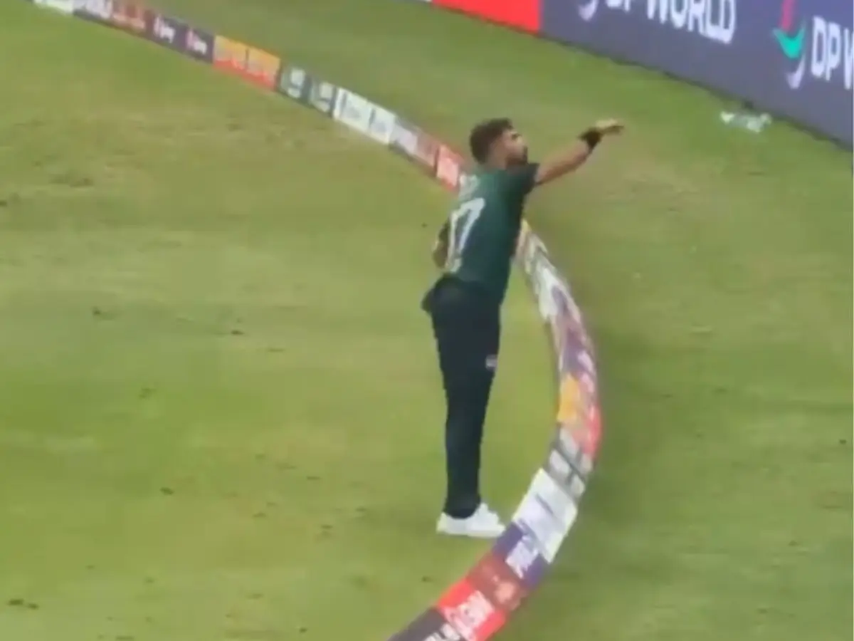 Asia Cup: Pakistan pacer Haris Rauf mocks Indian fans with ‘ugly war gesture’; sparks controversy – WATCH