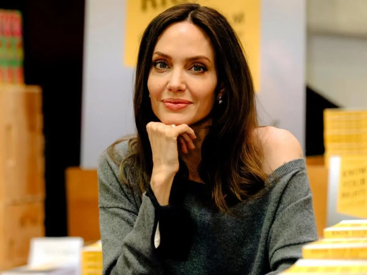 Angelina Jolie voices her concern about freedom of speech in the US amid Jimmy Kimmel suspension Angelina Jolie voices her concern about freedom of speech in the US amid Jimmy Kimmel suspension