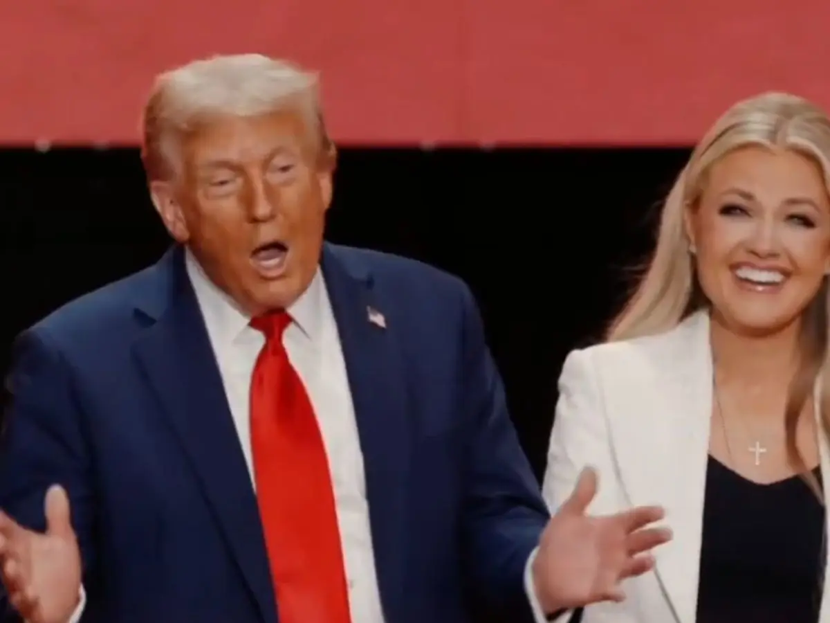 ‘It’s a clown show!’ Netizens slam Trump’s ‘funny little dance’ at Charlie Kirk’s memorial ceremony | WATCH