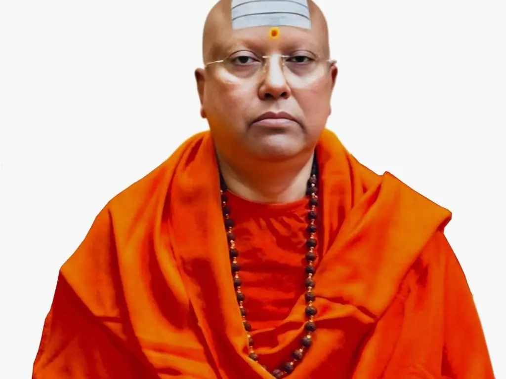 Who is Swami Chaitanyananda Saraswati? Self-styled godman booked for allegedly molesting students at Delhi institute Who is Swami Chaitanyananda Saraswati? Self-styled godman booked for allegedly molesting students at Delhi institute