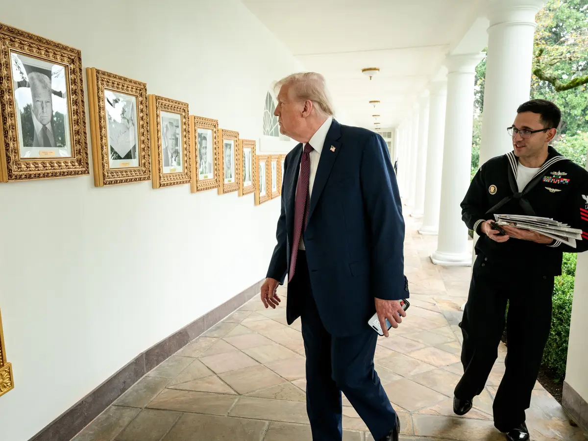 Trump Adds Autopen Image to Biden's White House Walk