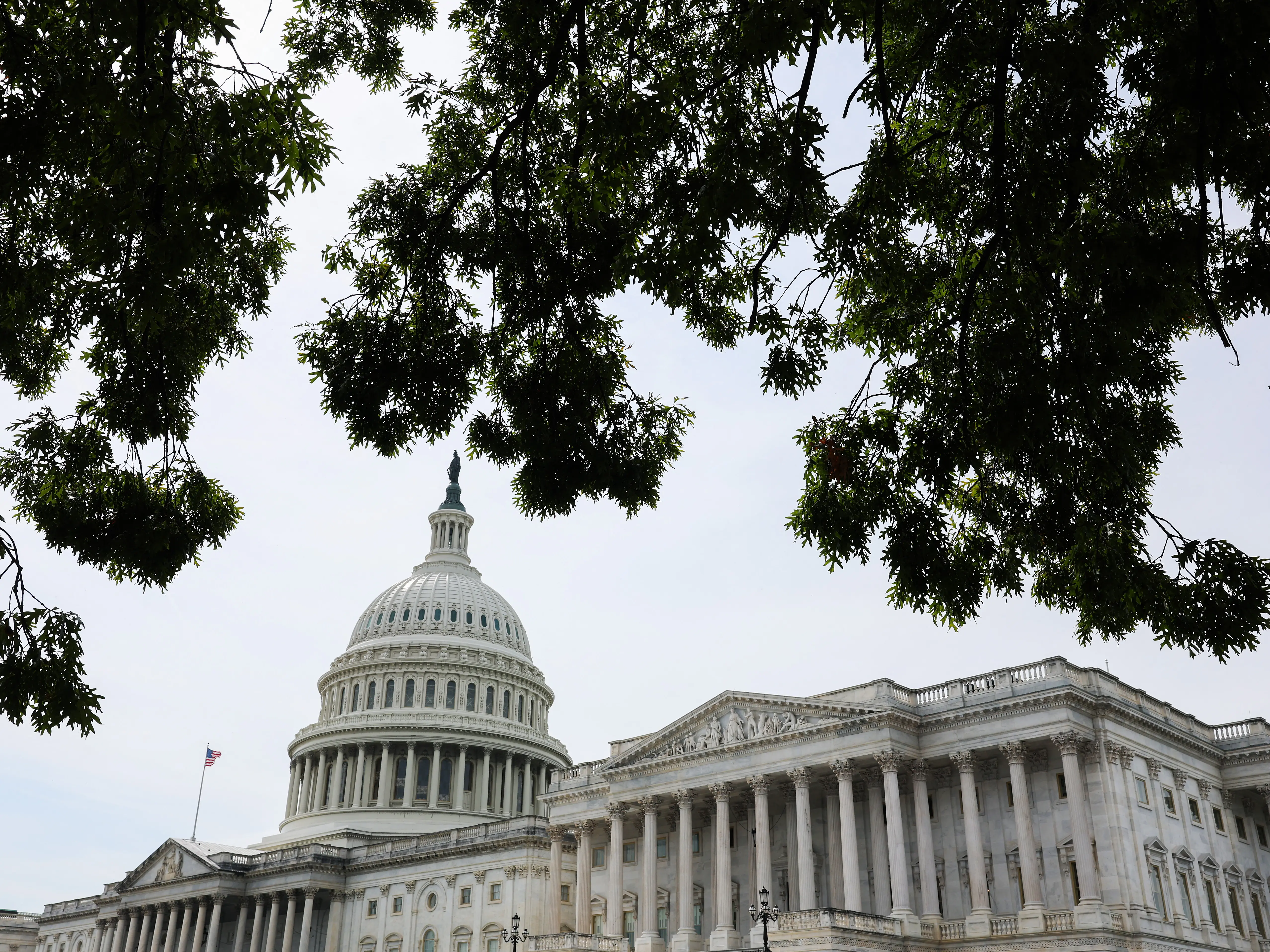 Trump's administration reacts to Democrats-GOP tussle as government shut down looms Trump's administration reacts to Democrats-GOP tussle as government shut down looms