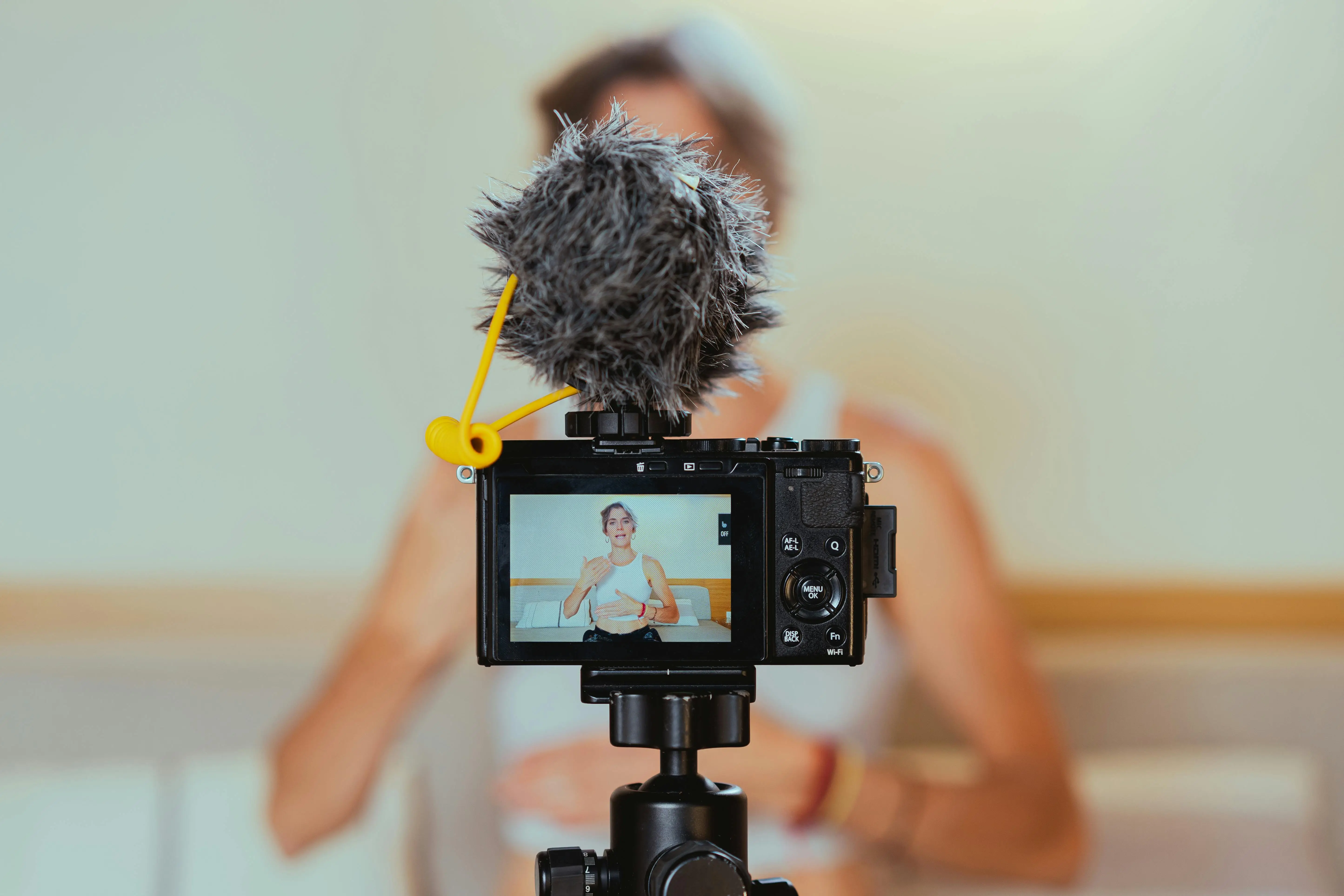 13. Blogging & Vlogging