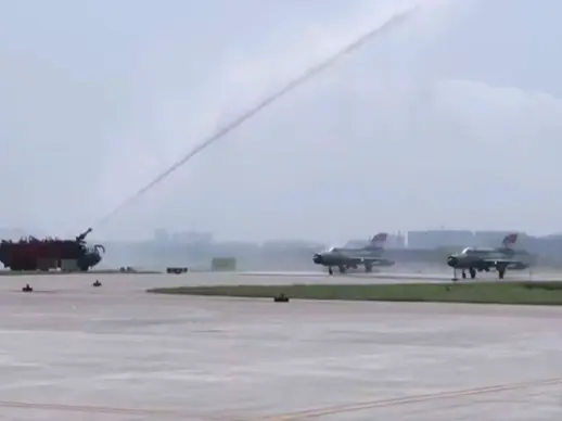 WATCH | India retires legendary fighter jet MiG-21 after 63 years, final sortie marks end of an era WATCH | India retires legendary fighter jet MiG-21 after 63 years, final sortie marks end of an era