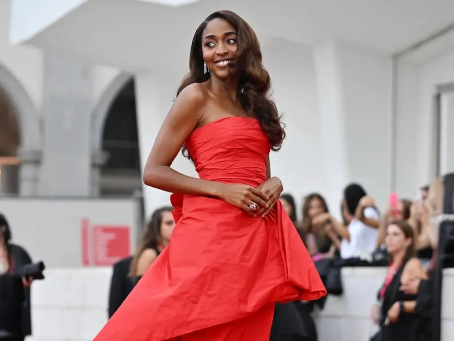 Actress Ayo Edebiri addresses her response to the  ‘After the Hunt’ interview controversy