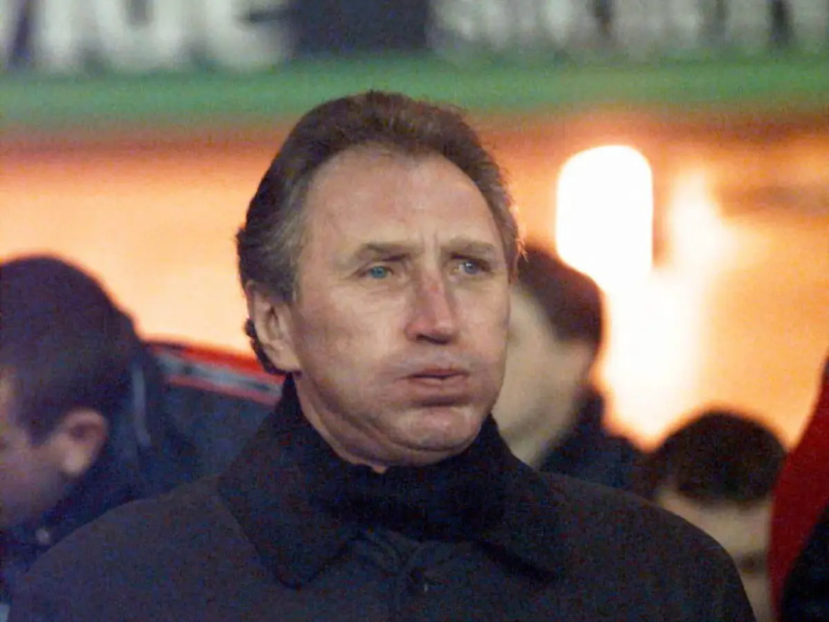 Who was the last English football manager to win England's top flight title? Who was the last English football manager to win England's top flight title?
