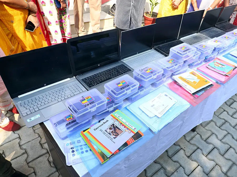 'Greeting cards, fake offers': This festive season, beware of AI-based online scamsters