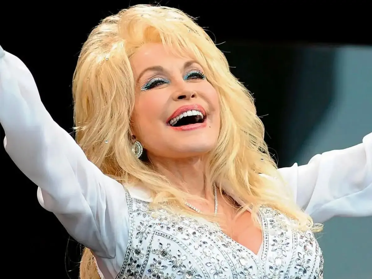 Dolly Parton postpones Las Vegas concert; What happened to the country music icon? Dolly Parton postpones Las Vegas concert; What happened to the country music icon?