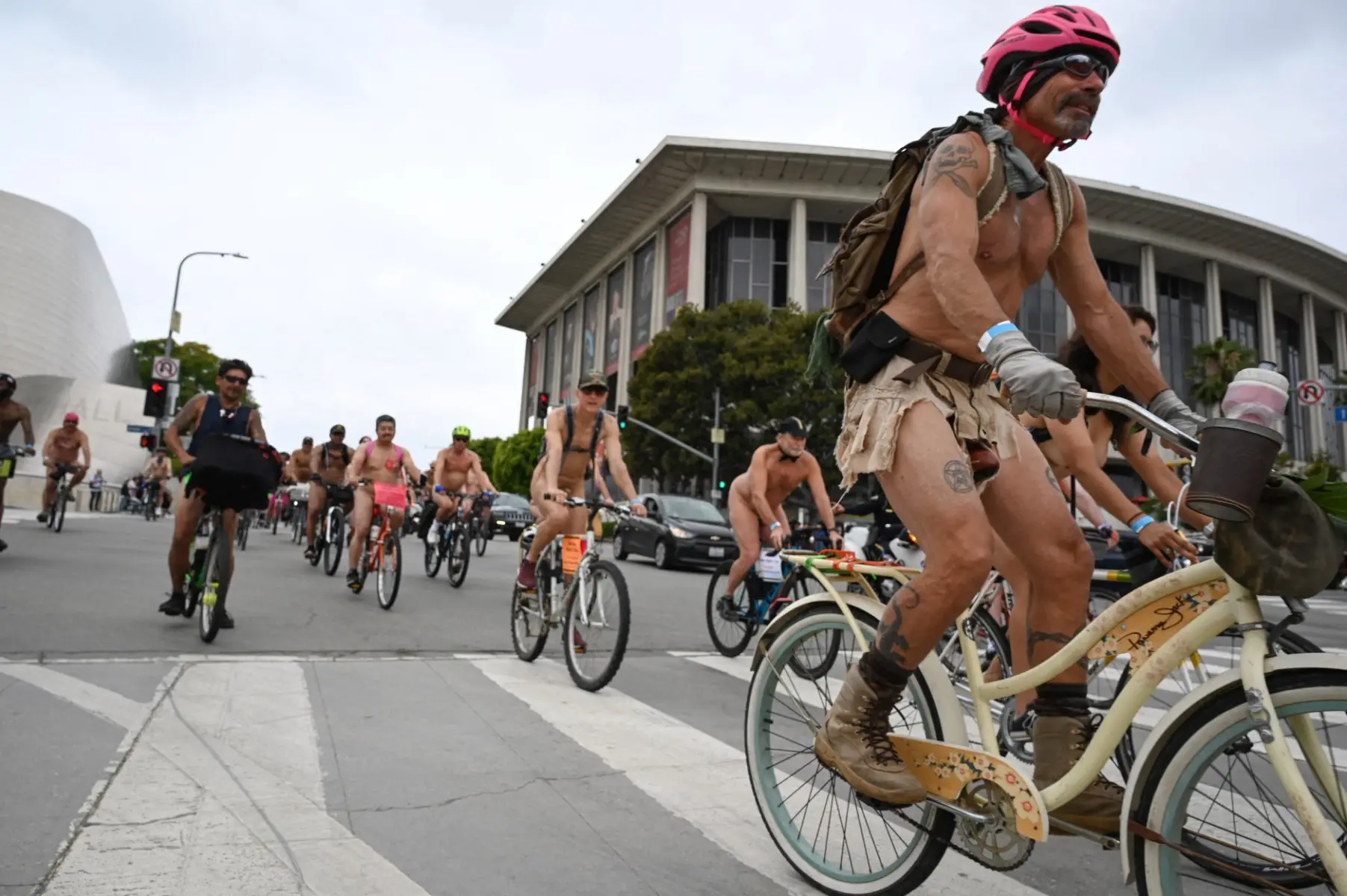 Naked cyclists will soon swarm the streets of Portland in an act of defiance against Donald Trump | Details
