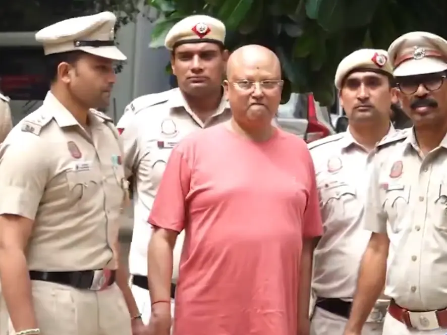 Delhi court sends molestation accused self-styled godman Chaitanyananda Saraswati to 14-day judicial custody Delhi court sends molestation accused self-styled godman Chaitanyananda Saraswati to 14-day judicial custody