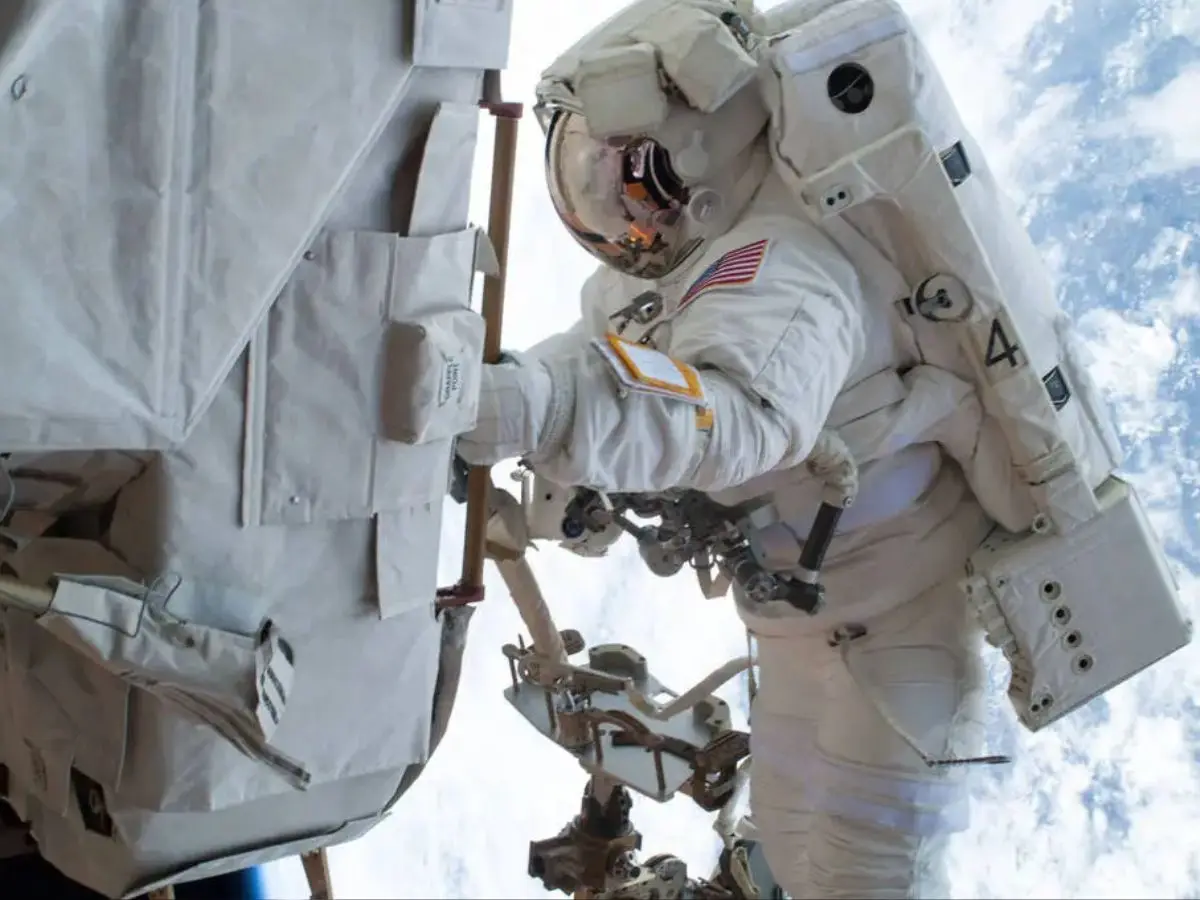 What really happens if an astronaut dies in space?